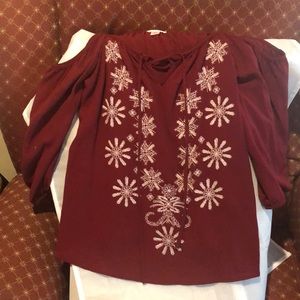 Maroon cold shoulder 3/4 sleeve top
